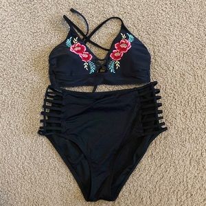 Embroidered floral Bikini